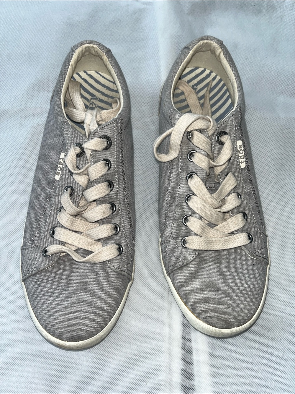 Taos Women's Gray Canvas Sneakers with Cream Laces